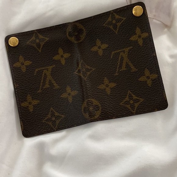100% Authentic Louis Vuitton business card holder or pictures holder. - Picture 5 of 7